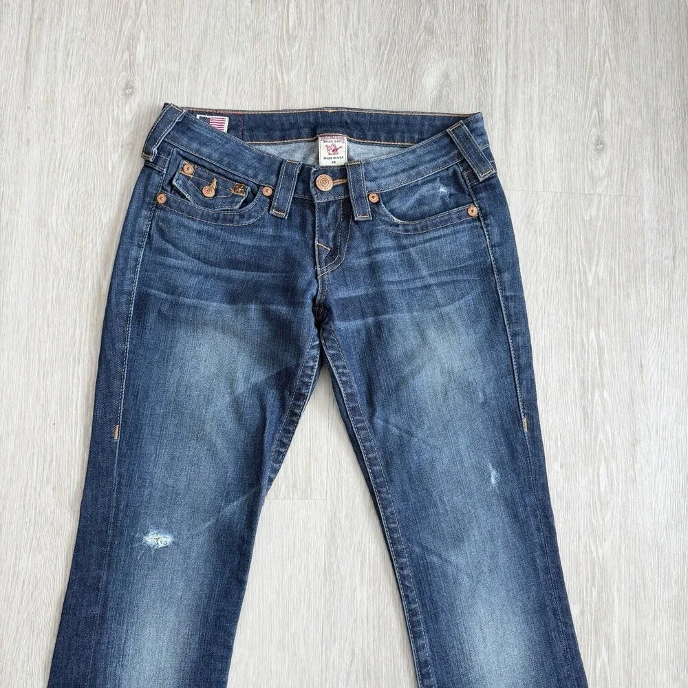 True Religion Billy Jeans Size 26 Low Rise Bootcut Distressed Women EUC - Picture 3 of 16